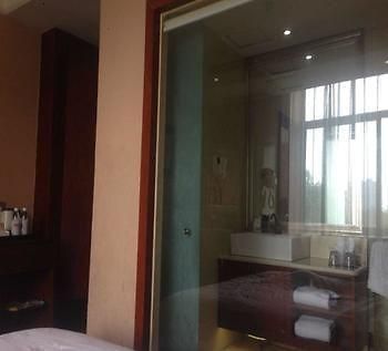 Chengdu Care U Well Hotel Jinjiang  Экстерьер фото